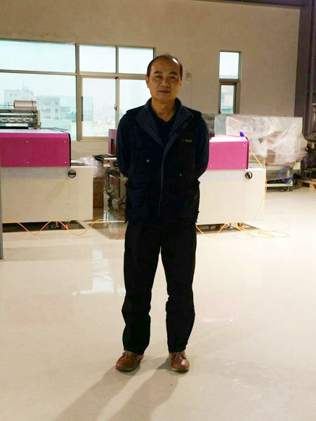台湾枕式包装机技术服务机械厂长